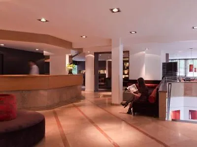 Paris Hotel
