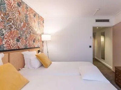 Paris Hotel