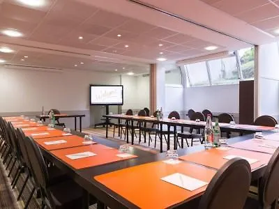 Mercure Paris Pont De Saint Cloud Hotel 4*