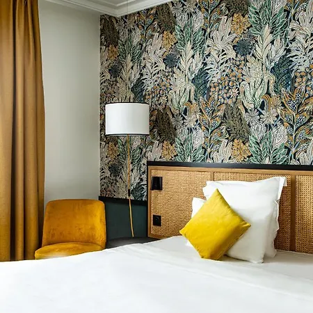 Paris Hotel 4*