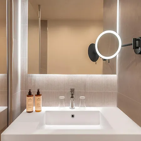 Paris Hotel 4*