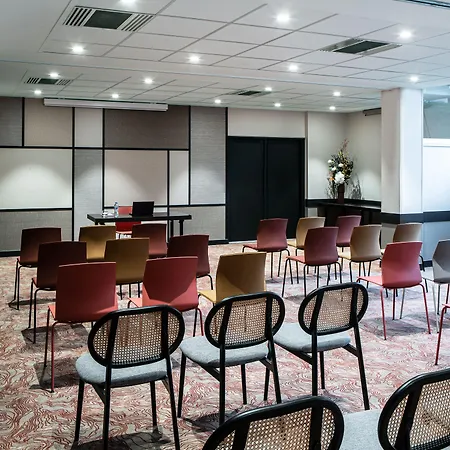 Отель Mercure Paris Pont De Saint Cloud Булонь-Бийанкур