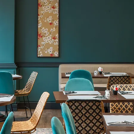 Mercure Paris Pont De Saint Cloud 4*
