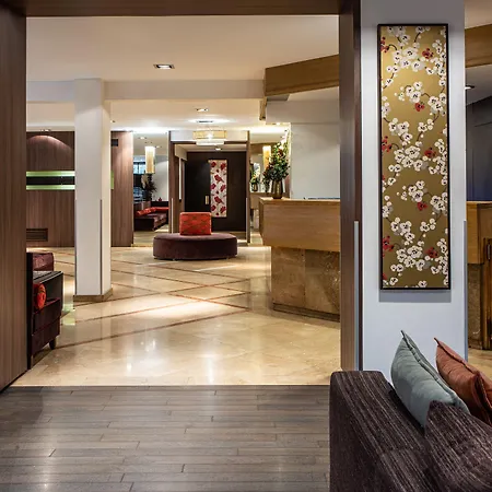 Mercure Paris Pont De Saint Cloud Отель Булонь-Бийанкур