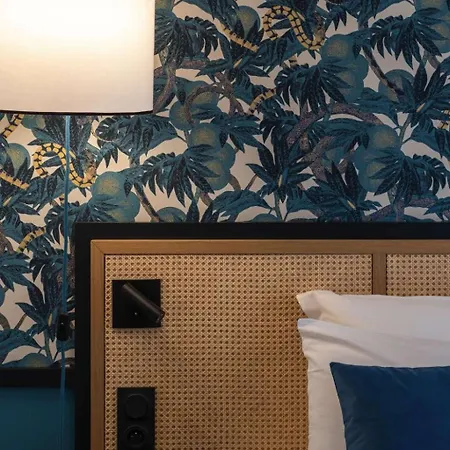 Mercure Paris Pont De Saint Cloud 4*