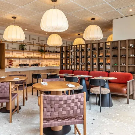 Mercure Paris Pont De Saint Cloud Булонь-Бийанкур