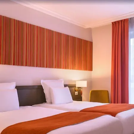 Paris Hotel